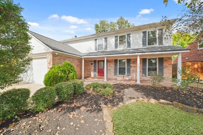 Building Photo - 21226 Park Willow Dr