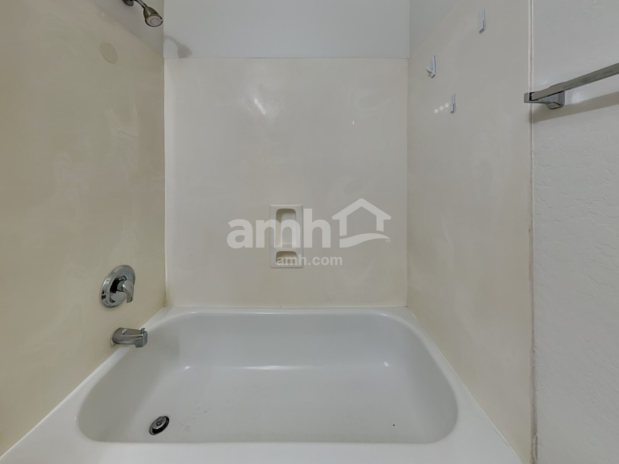 Building Photo - 12734 W Sweetwater Ave