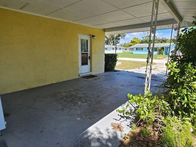 Building Photo - 264 Glen Oak Rd
