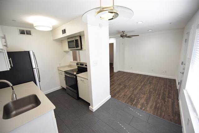 Building Photo - 5404 Reiger Ave