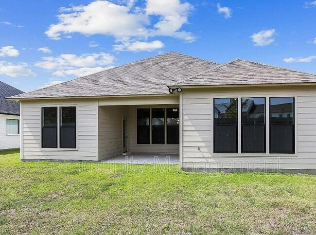 Building Photo - 14032 Eastover Ave