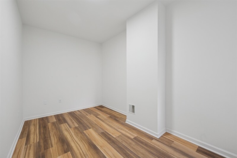 Building Photo - 5629 W Girard Ave