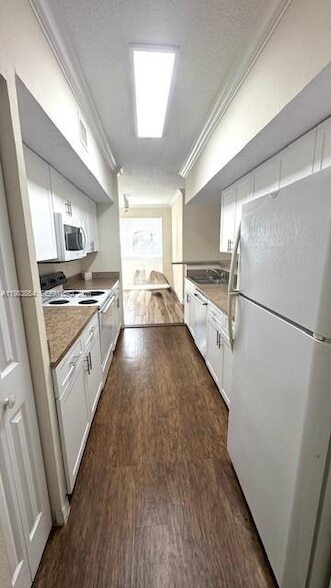 Building Photo - 11631 SW 2nd St