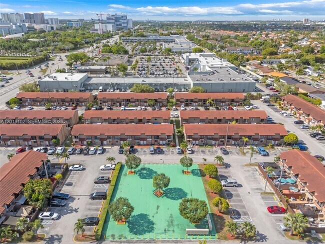 Building Photo - 1811 SW 107th Ave