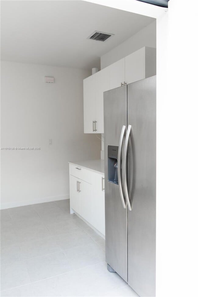 Building Photo - 16144 SW 148th Pl