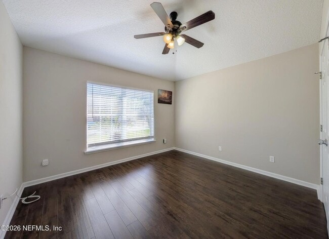 Building Photo - 12985 Harborton Dr