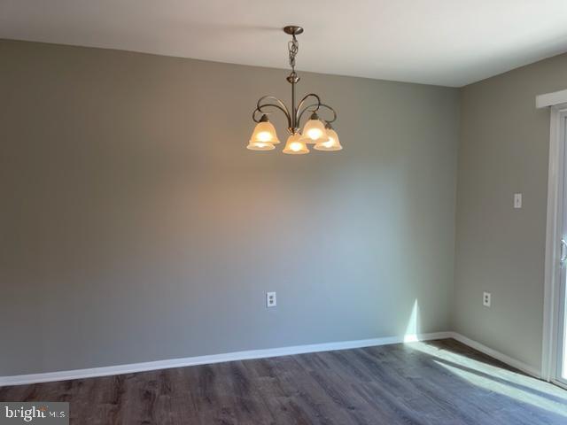 Building Photo - 538 Daisy Dr