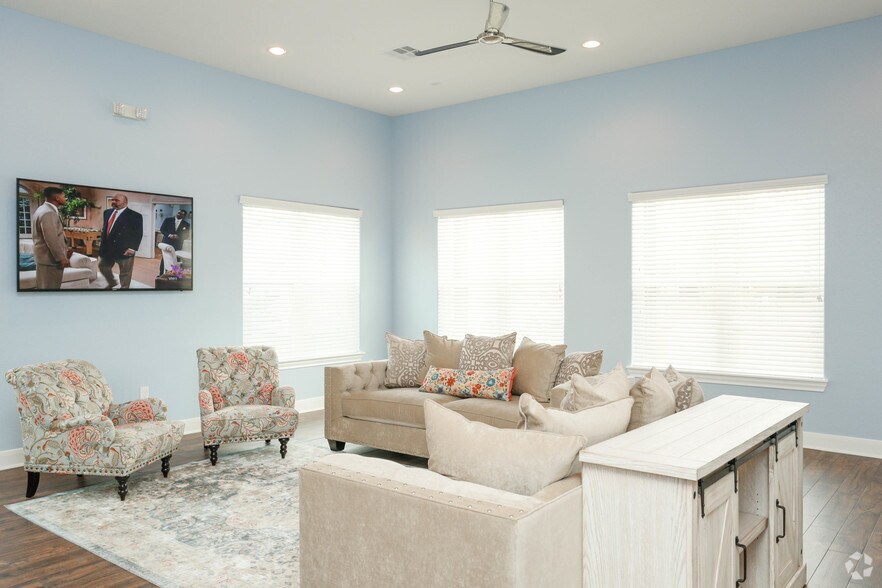 The Landings at Northpoint 220 Northpoint Dr Houston TX 77060