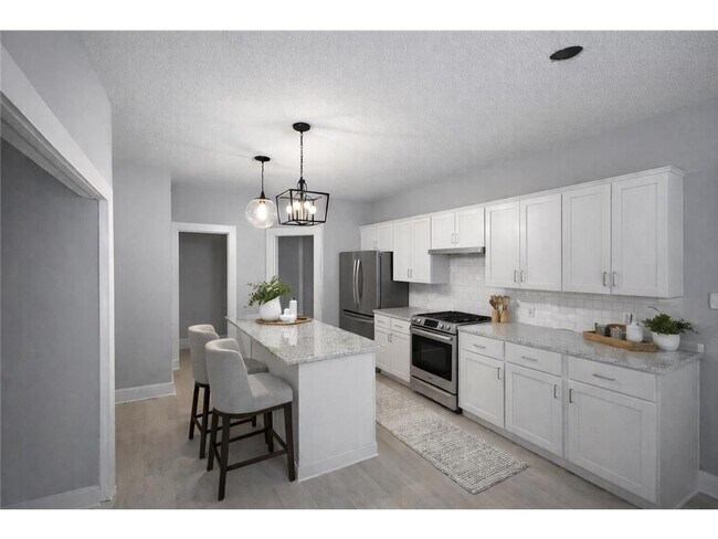 Building Photo - 7662 Bluebonnet Blvd