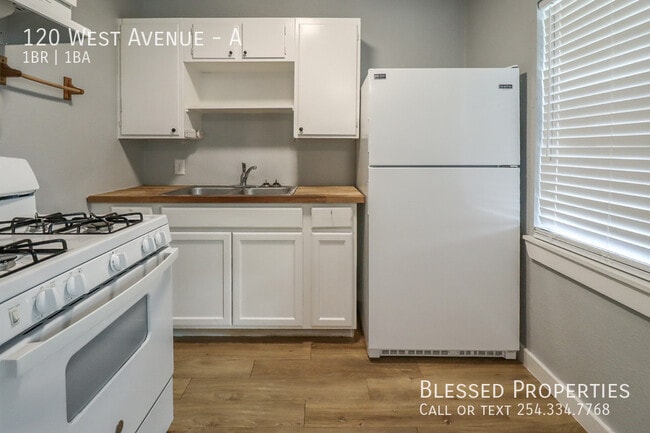 Building Photo - 120 West Ave