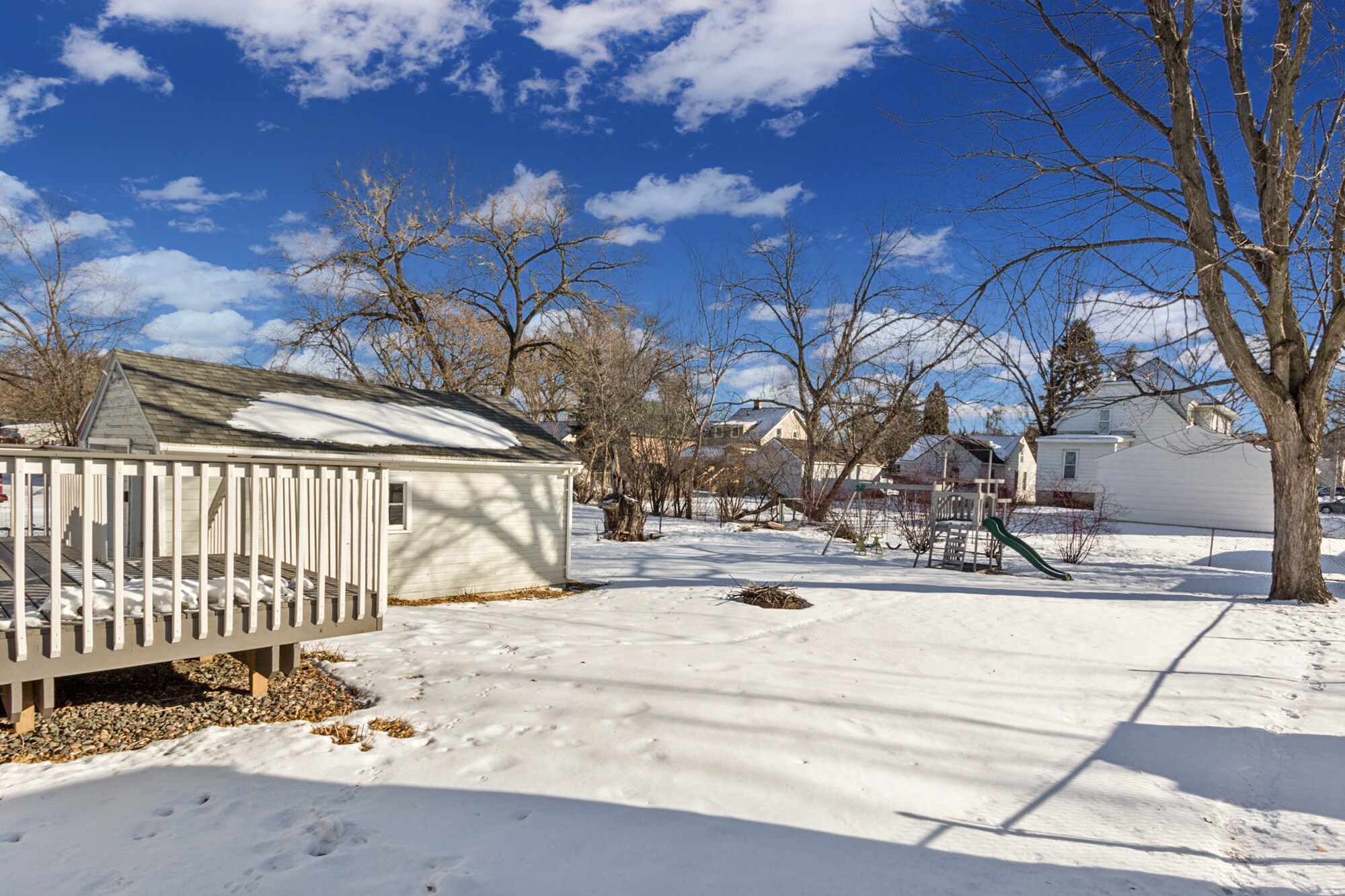 Building Photo - 1930 Center St W