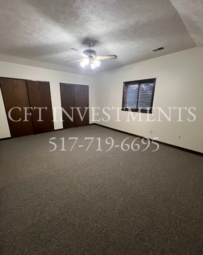 Primary Bedroom - 14360 S Grange Rd