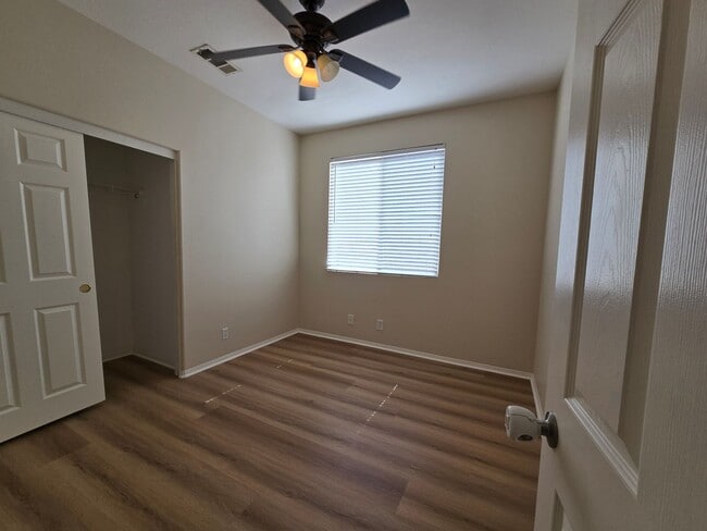 Building Photo - 42534 Coronet Ct