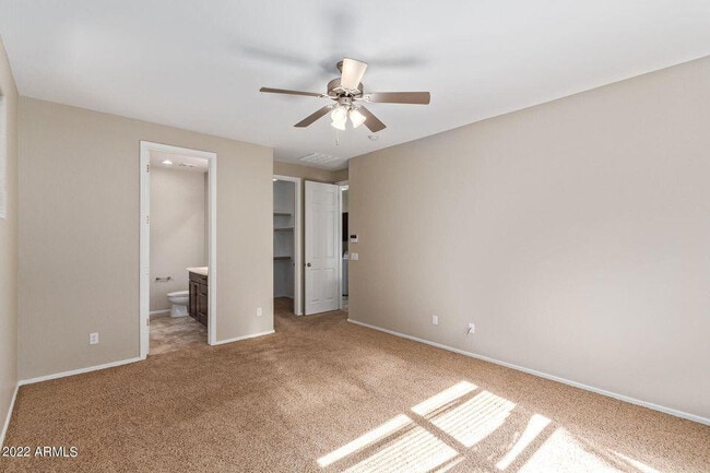 Building Photo - 15465 W Glenrosa Ave