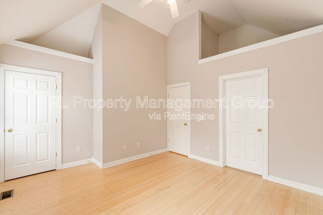 Building Photo - 51 E Prescott St