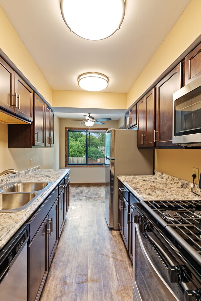 Penn Apartments 7420 Penn Ave S Richfield MN 55423 Apartment Finder