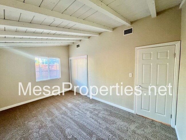 Building Photo - 173 Brown Dr