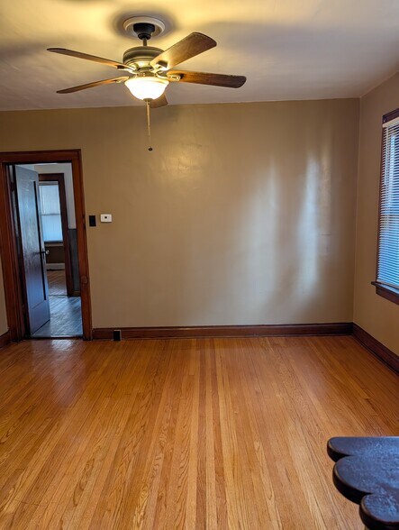 Dining room - 6311 Garesche Ave