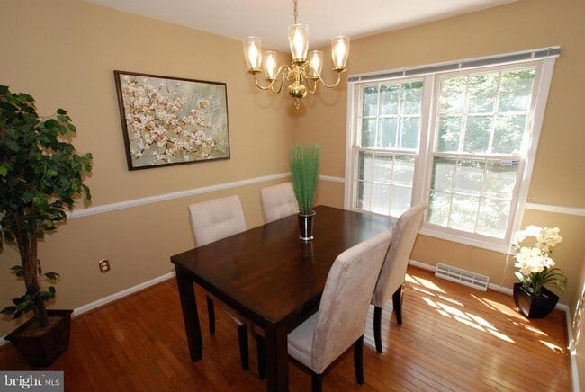 Building Photo - 6042 Haverhill Ct