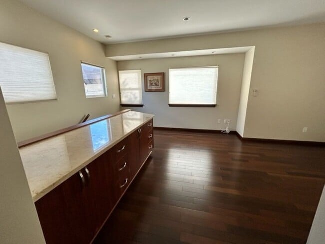 Building Photo - Like New Single Family Home in McCully!