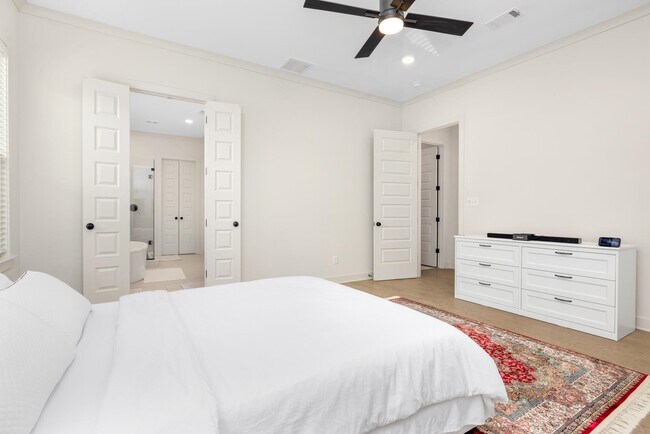 Building Photo - 5628 Gerber Rd