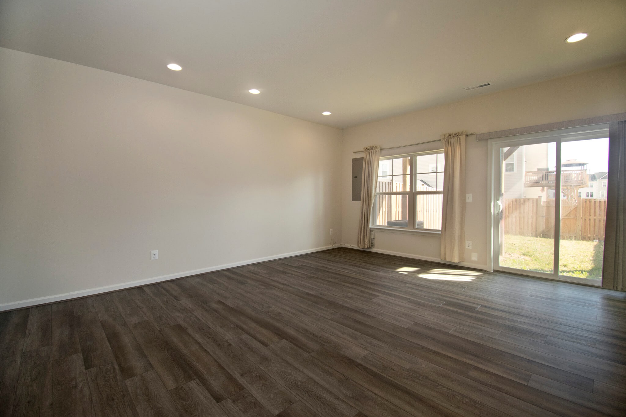 Rec Room w/ access to backyard - 105 Gristmill Ct