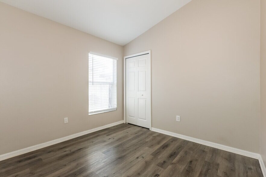 Building Photo - 11710 Mango Cross Ct