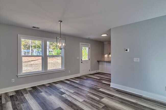 Building Photo - 209 Lynch Ln