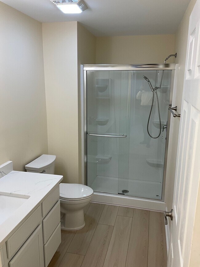 Building Photo - 1300 Cedarwood Dr