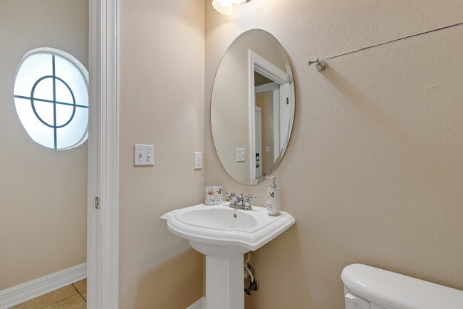 Building Photo - 1631 Osprey Pointe Dr