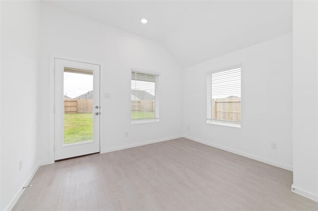 Building Photo - 26802 Tree Mallow Dr