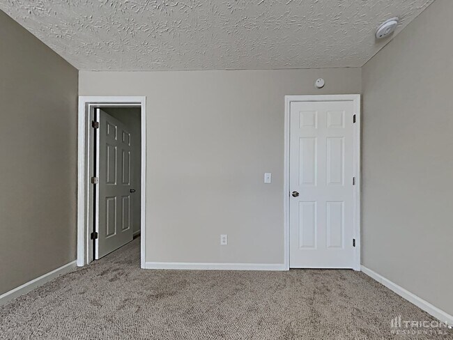 Building Photo - 1217 Andrews Dr