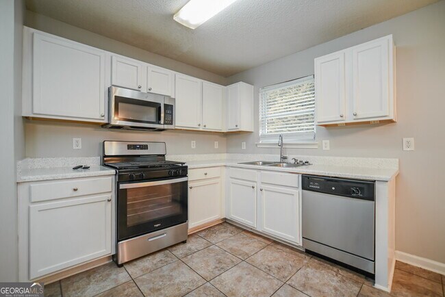 Building Photo - 4117 Alveston Dr