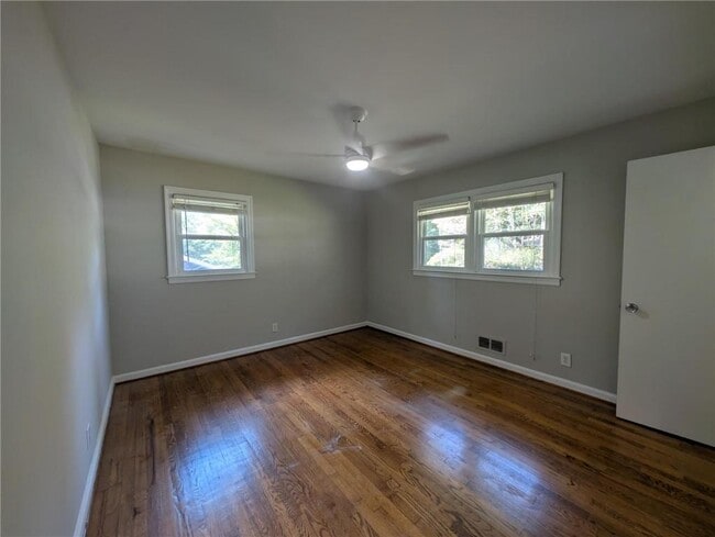 Building Photo - 1061 Homewood Ct