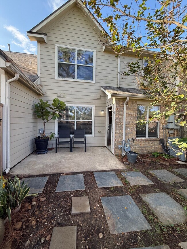 Building Photo - 1629 Grable Cove Ln