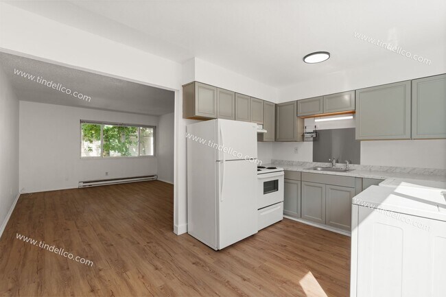 Building Photo - 6321 N Lombard St