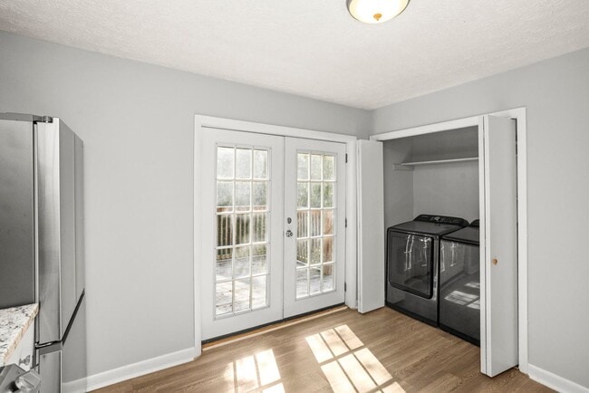 Building Photo - 3307 Falls Creek Dr