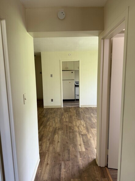 Building Photo - 280 Boyd Dr