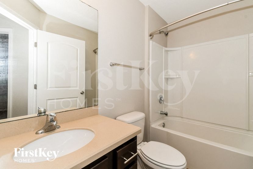 Building Photo - 193 Brentley Ln