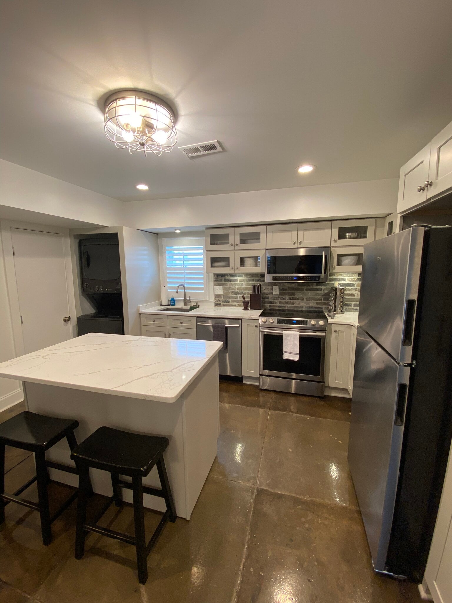 large kitchen with plenty of storage and washer/dryer included - 854 Moreland Ave SE