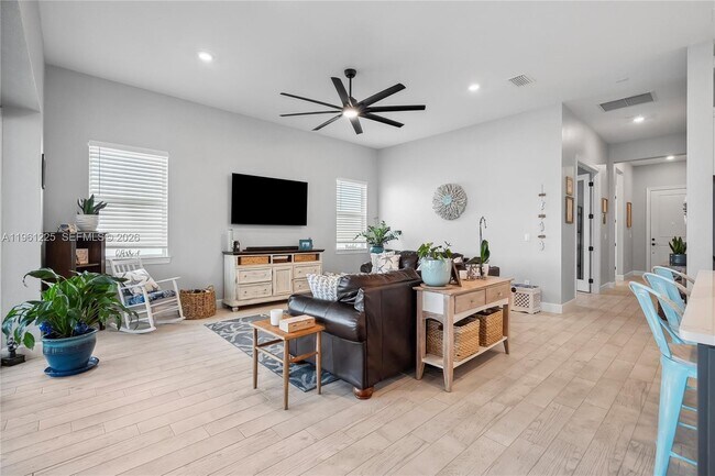 Building Photo - 9734 SW Meridian Wy