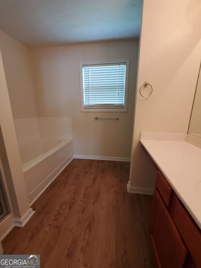 Building Photo - 1592 Thornwick Trace