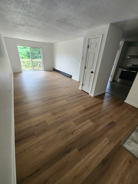 Building Photo - 51 Northern Avenue Hts