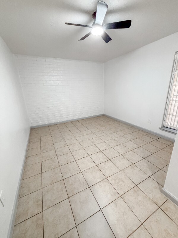 Building Photo - 6827 Chasewood Dr