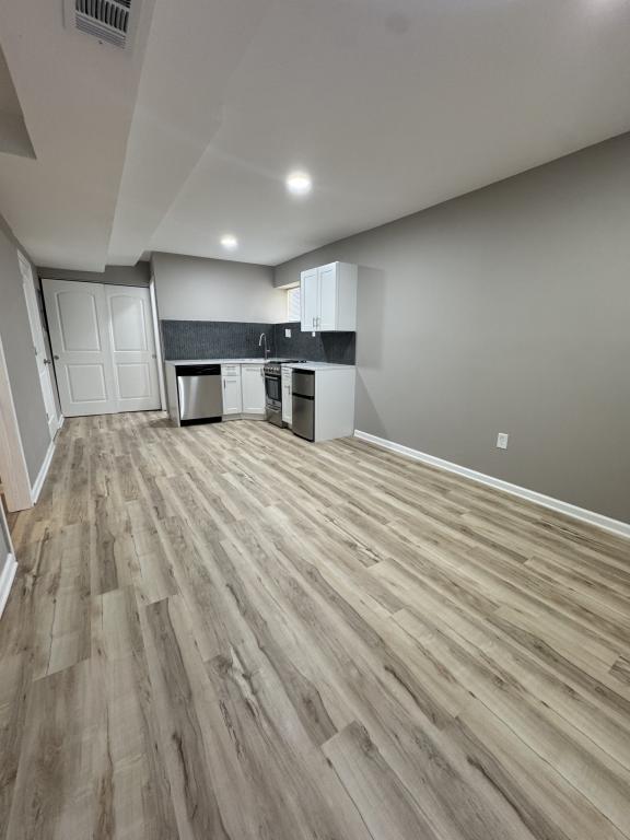 Building Photo - 9206 Greenway Ln