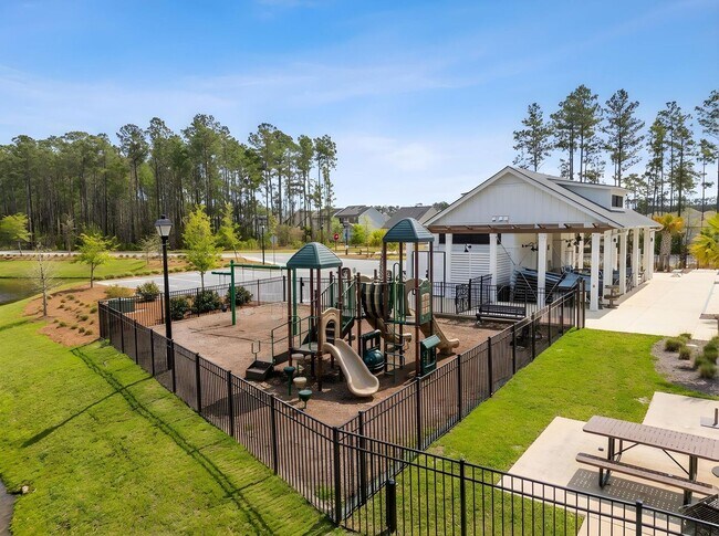 Building Photo - 3 BED | 2 BATH | TWO CAR GARAGE | SAVANNAH QUARTERS | AVAILABLE NOW