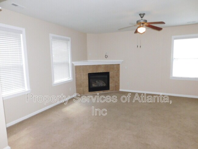 Building Photo - 3543 Aberdeen Way