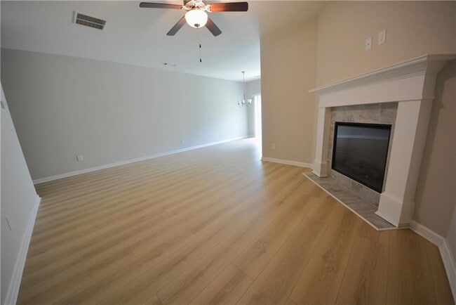 Building Photo - 4724 Beacon Ridge Ln