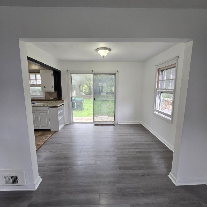 Building Photo - 21676 N Essex Dr