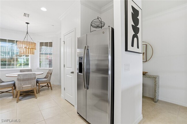 Building Photo - 9374 Pocida Ct